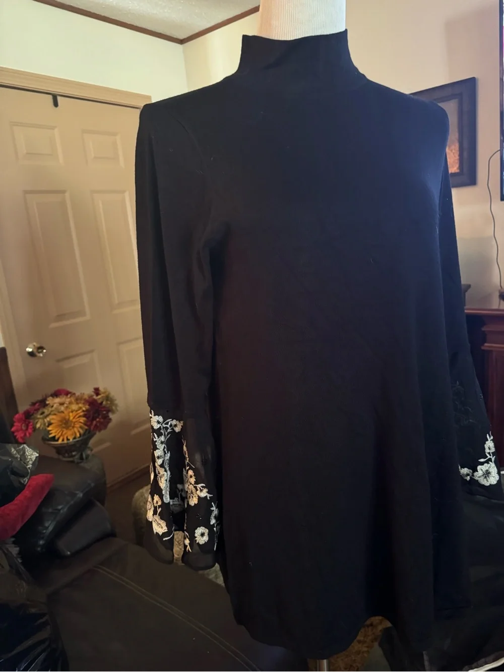 Alfani Black Crewneck Sweater M Extra buttons NWT embellished Bell sleeves. $89